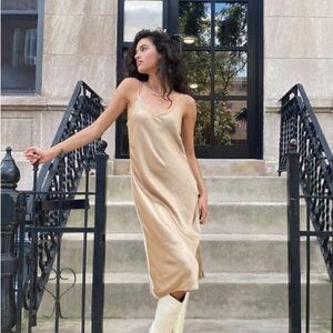WILFRED Aritzia New Only Slip Midi Dress Apricot‎ 2XS 2 4 Neutral Party Vacation
